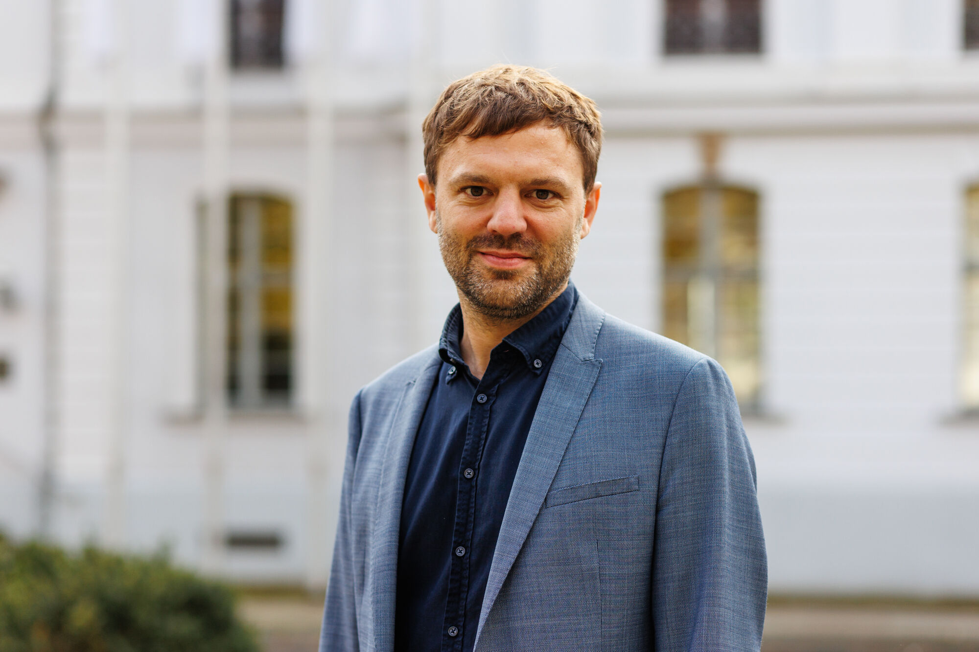 Porträt Prof. Dr. Jan-Hinnerk Antons Porträt Prof. Dr. Jan-Hinnerk Antons