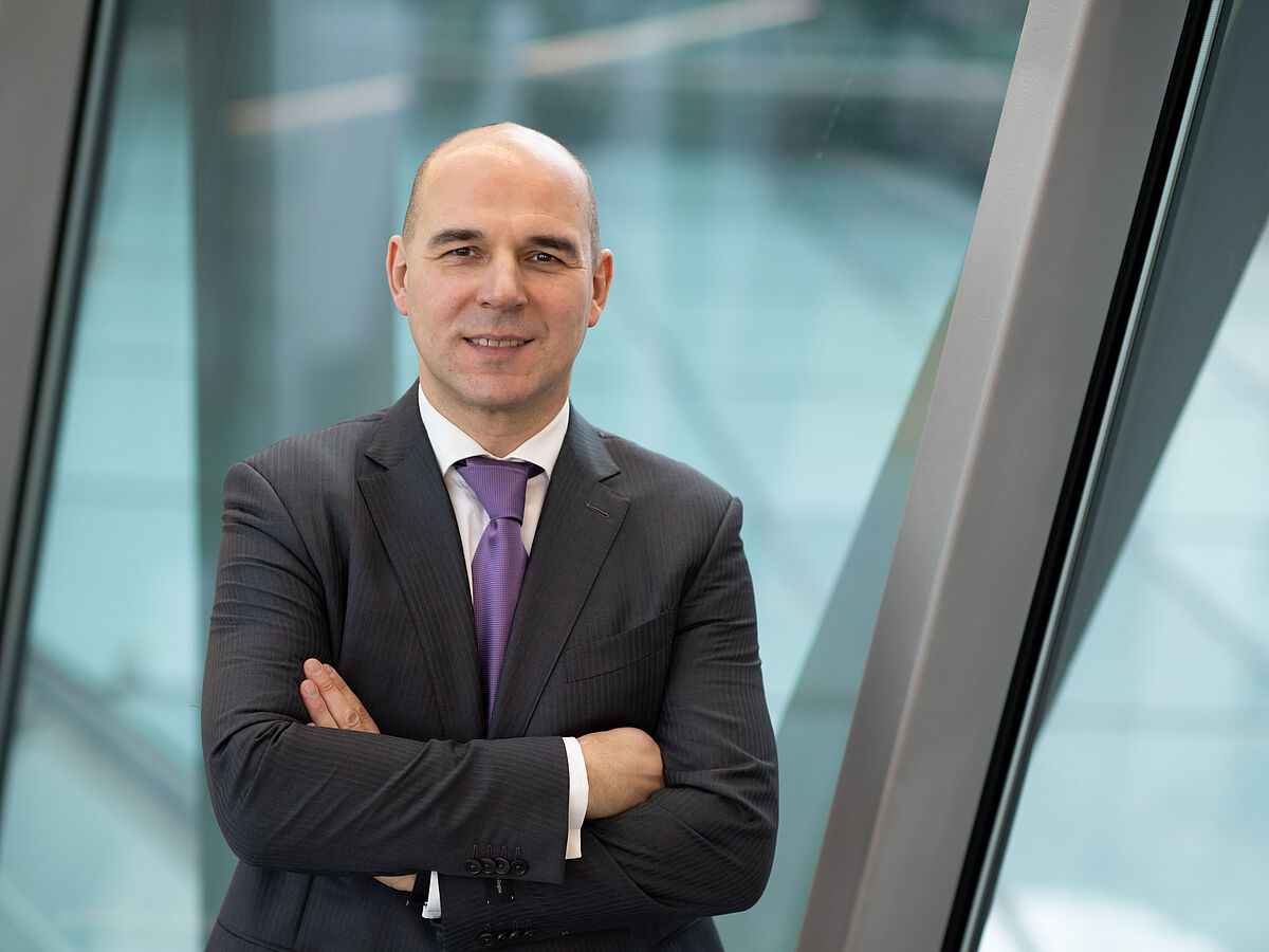 Porträt Gabriel Glöckler Porträt Gabriel Glöckler